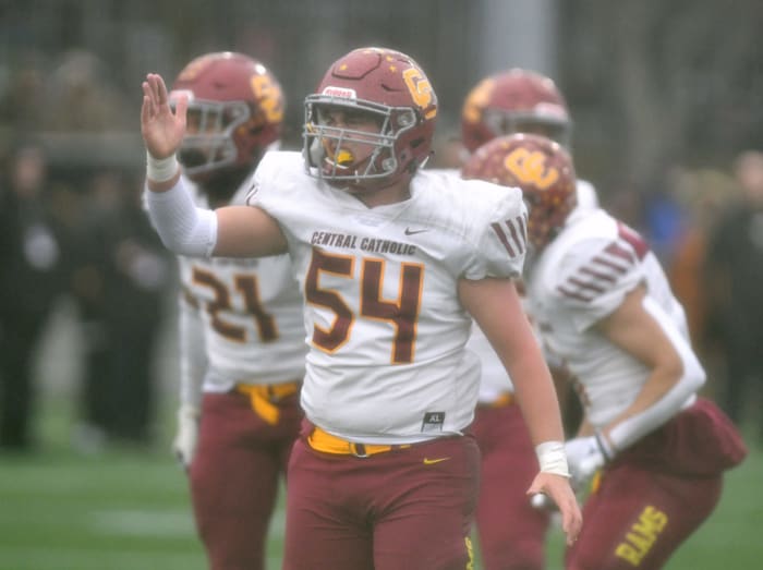Central-Catholic.Tualatin.6A-football-final.Taylor-Balkom.57
